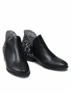 Πολύ καλή προσφορά ✔️ Maciejka Γυναίκες Biker Μποτάκια Μποτάκια 04091-53/00-5 Μαύρο ⌛ -Maciejka πωλήσεων unnamed file 1897